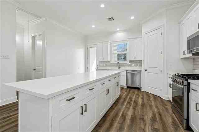 8433 Colonel Dr - Photo 6 of 11