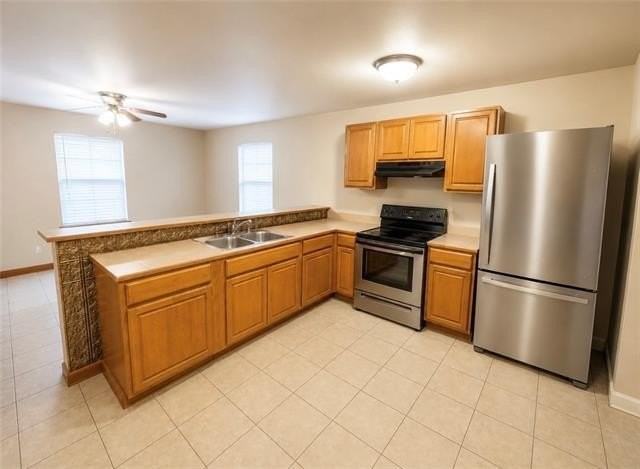 406 S Walnut St - Photo 3 of 7