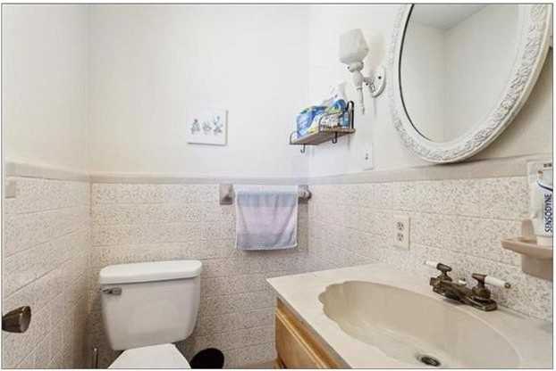 1422 Carrollton Ave - Photo 7 of 7