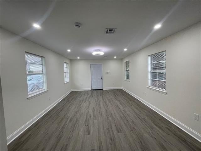 4411 King St - Photo 6 of 26