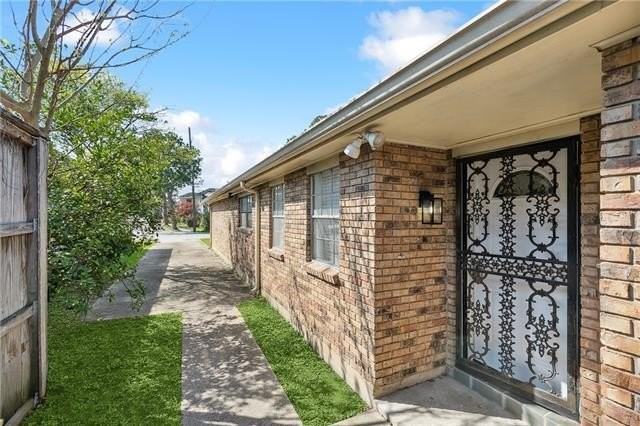 4659 Dart St - Photo 2 of 15