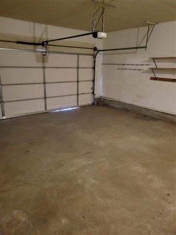 652 E Main St - Photo 4 of 10