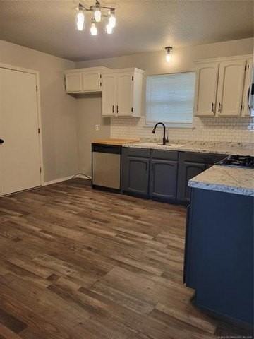 652 E Main St - Photo 6 of 10