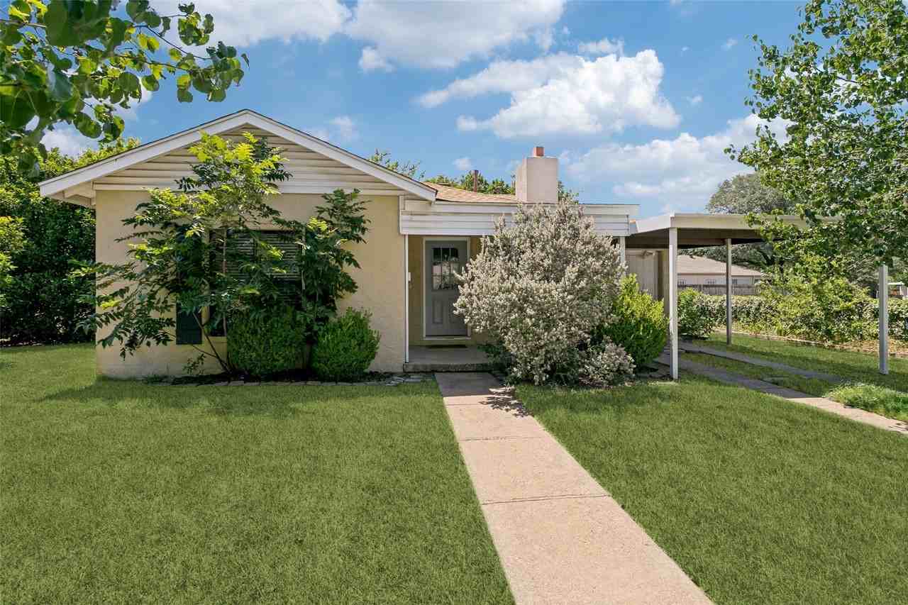 3904 Carolyn Rd