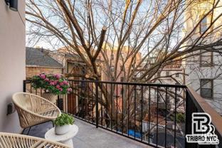 410 Lorimer St - Photo 1 of 1