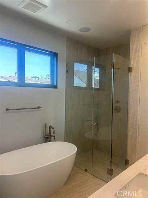 612 Begonia Ave #1-2 - Photo 5 of 8