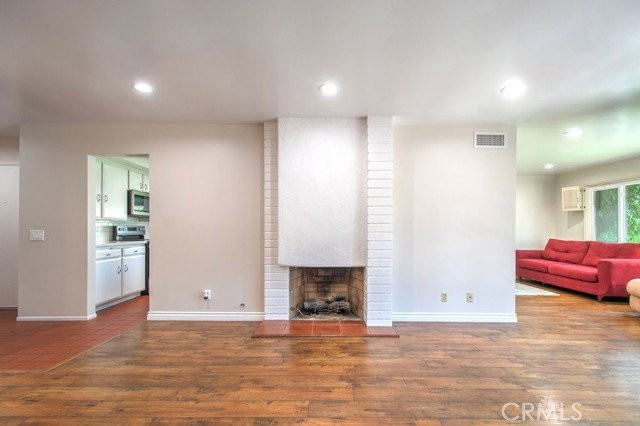 17252 Citron - Photo 3 of 8