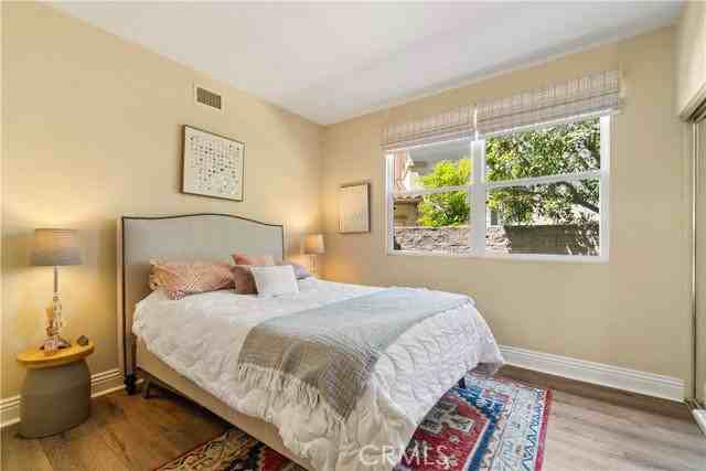11 Willowglade - Photo 6 of 8