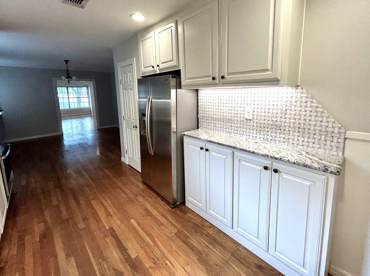 3444 Rogers Ave - Photo 3 of 13