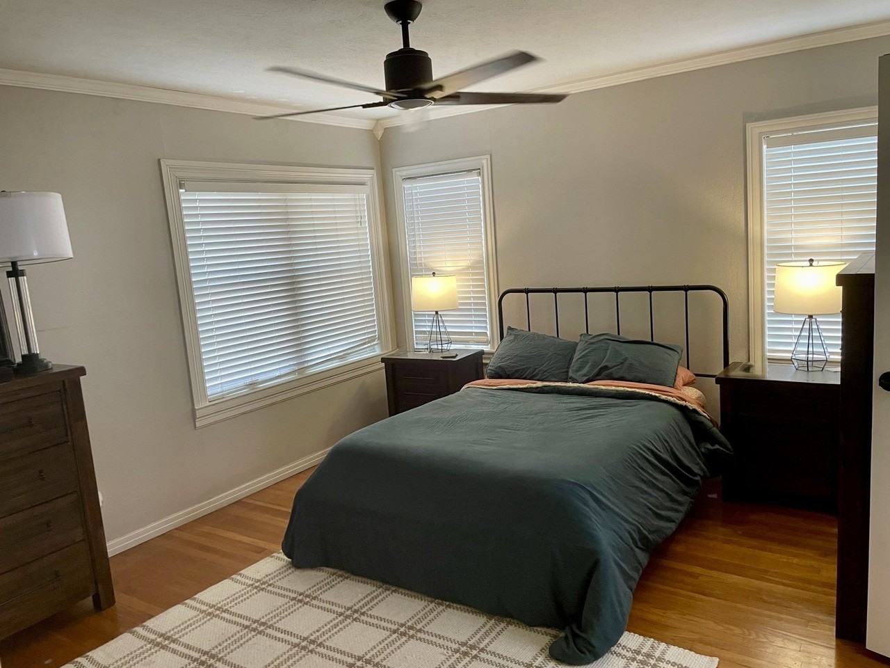 3444 Rogers Ave - Photo 6 of 13