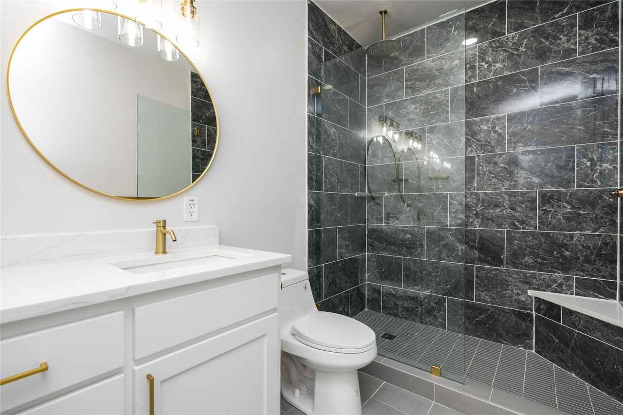 2231 Denison St - Photo 6 of 13