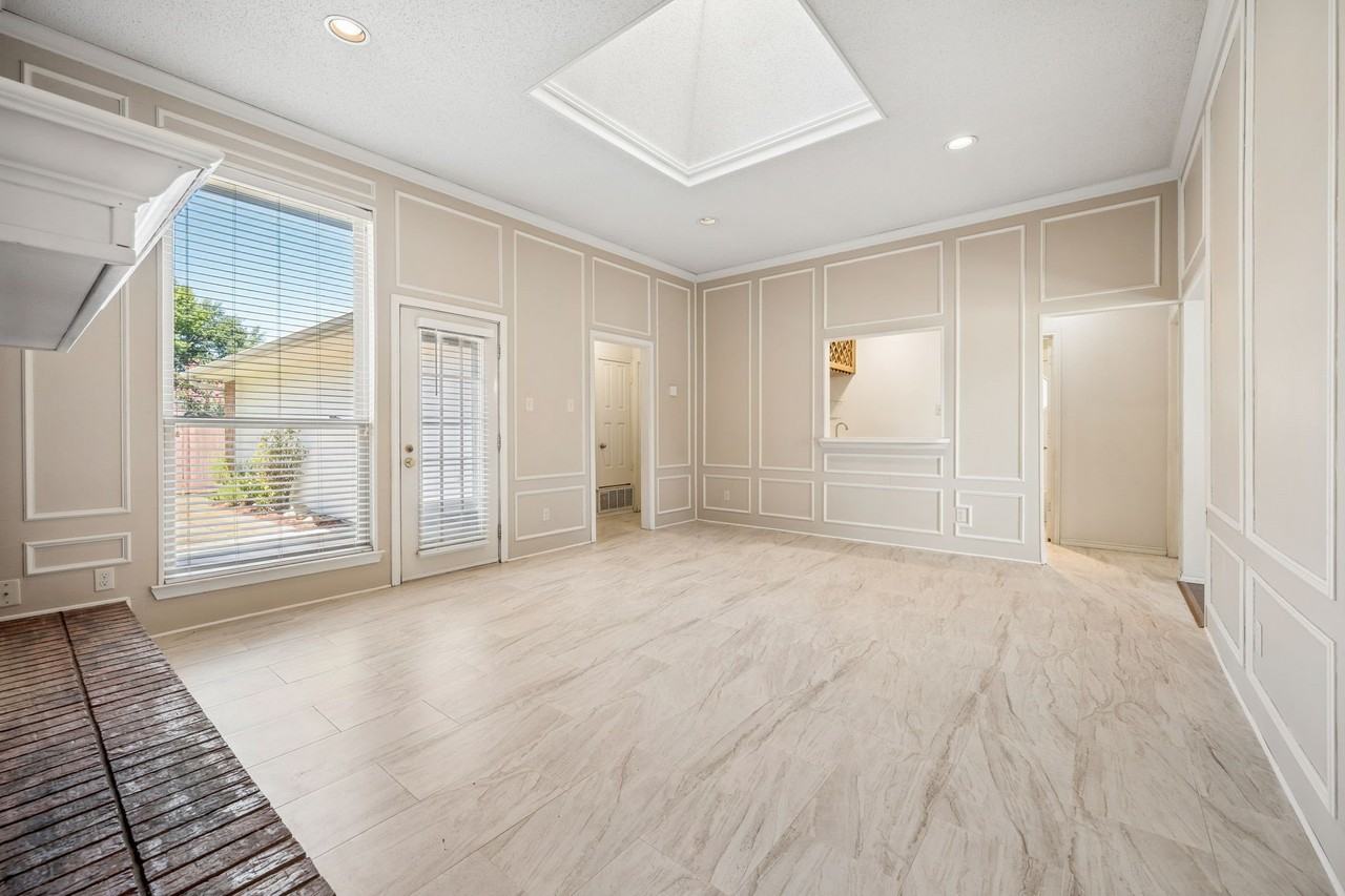 4203 Meadow Ridge Dr - Photo 5 of 26