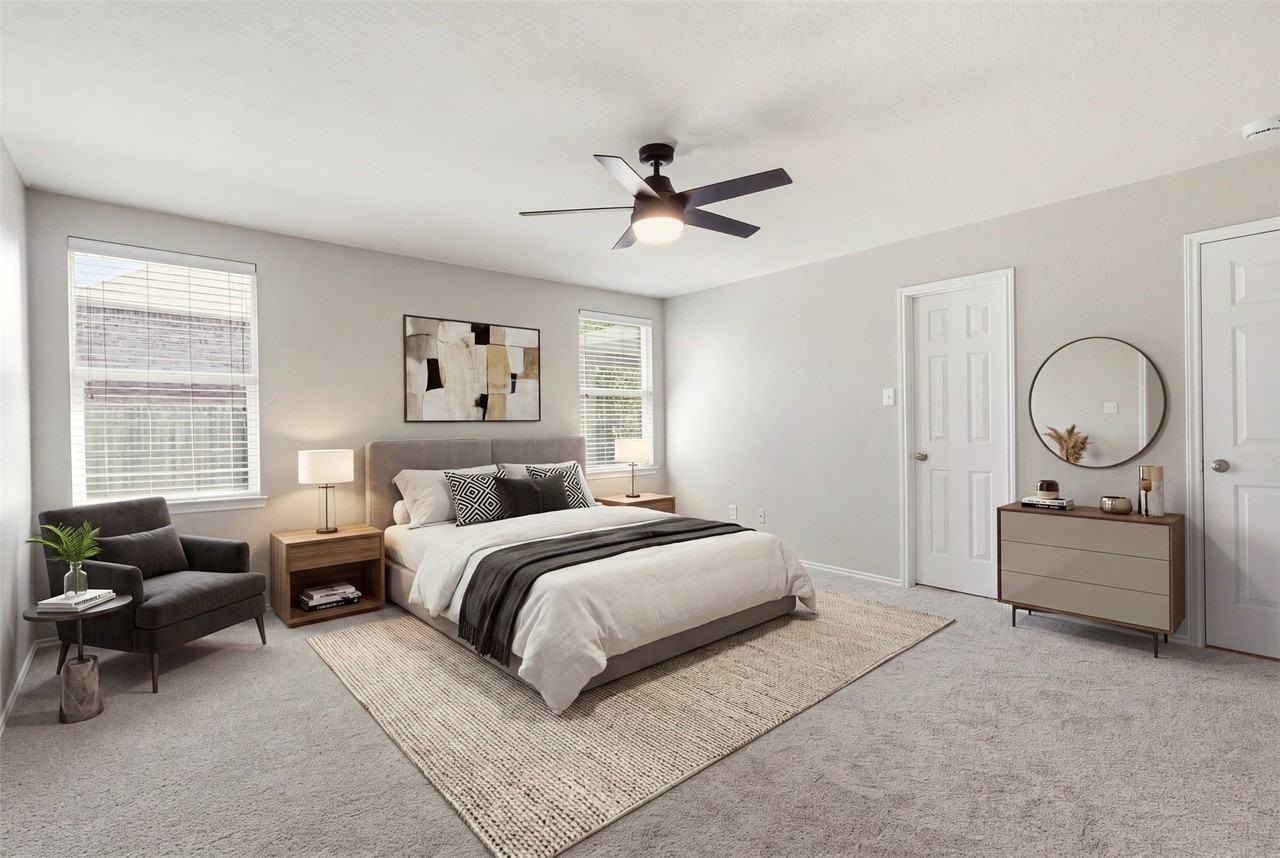 12858 Galaxy Dr - Photo 5 of 19