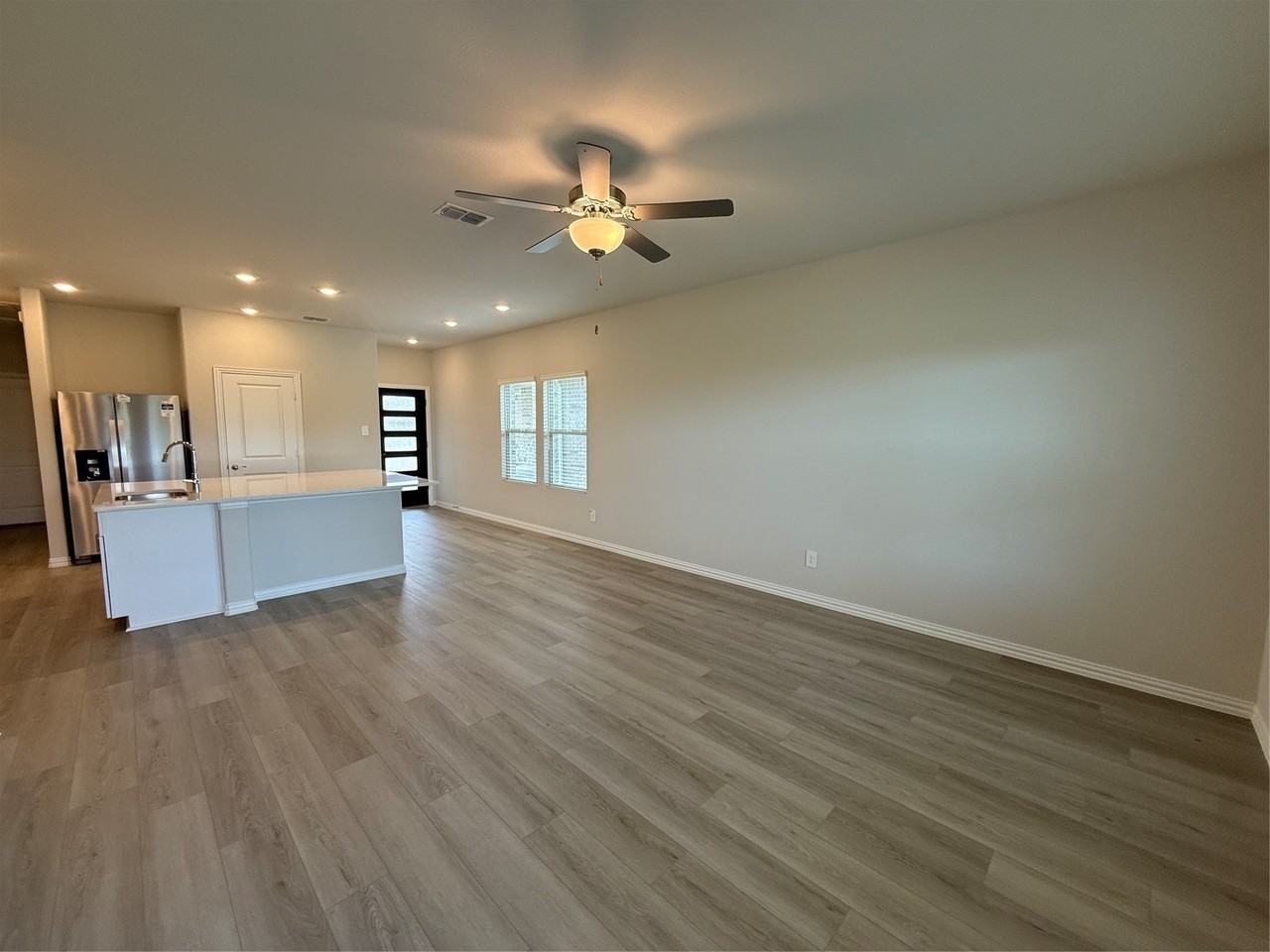 5907 Belchamp Dr - Photo 3 of 23