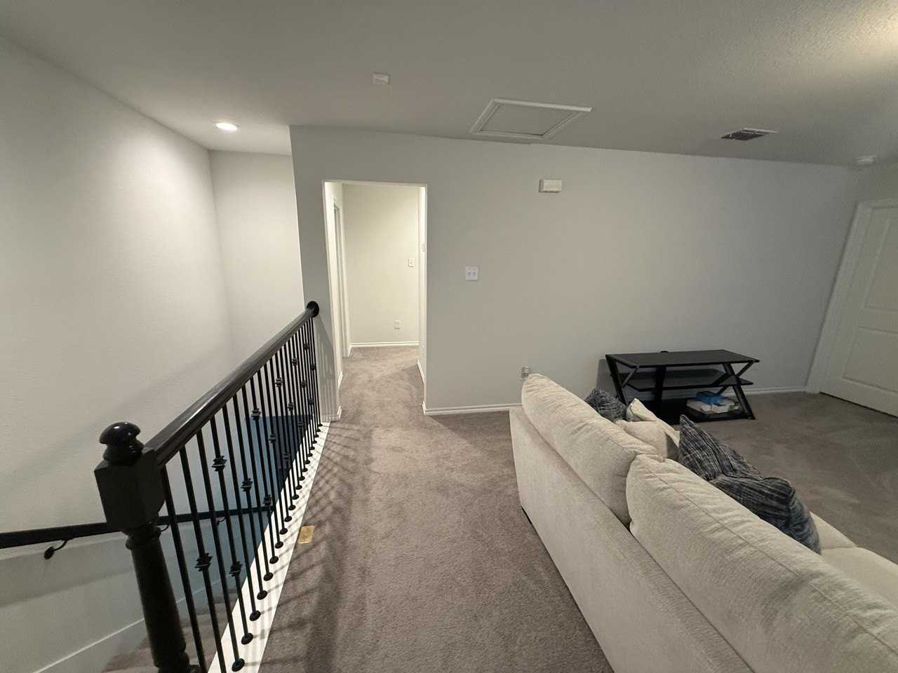 932 Crockett St - Photo 6 of 39