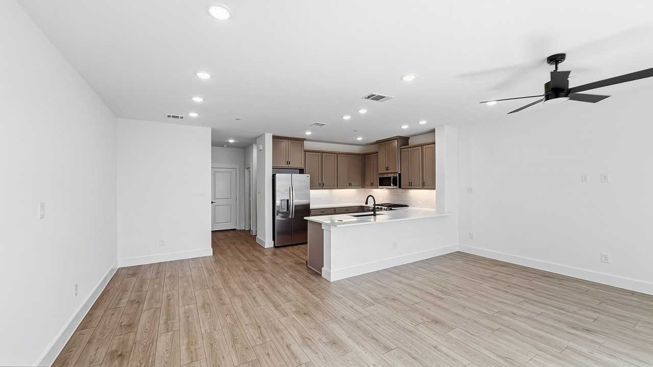 2521 Brunswick Way - Photo 2 of 18