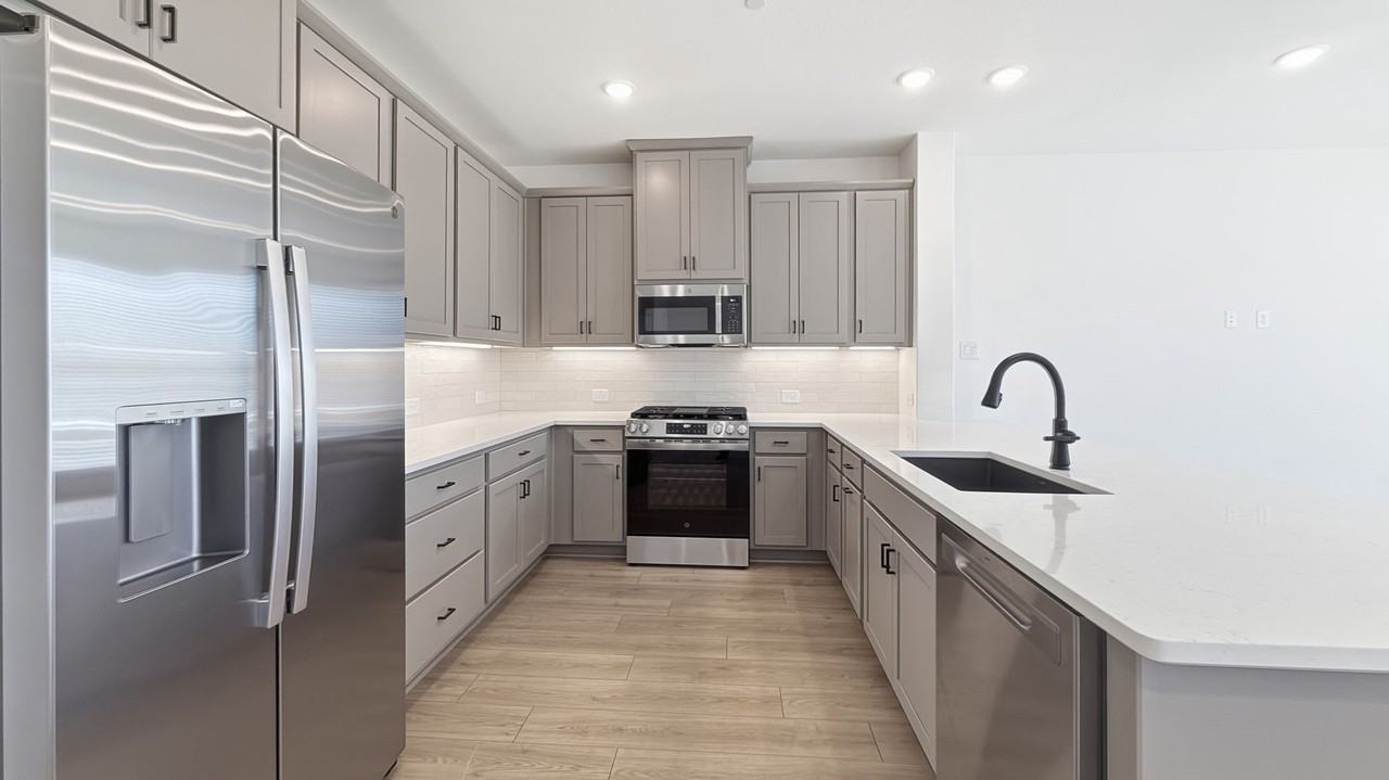 2521 Brunswick Way - Photo 5 of 18