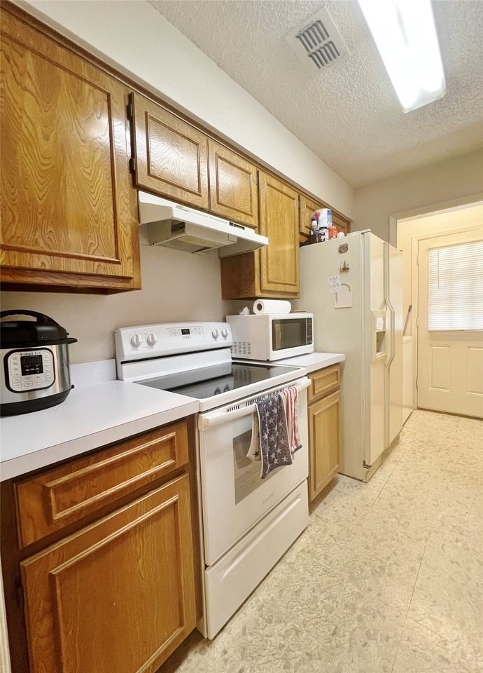 1110 S Rusk St #A - Photo 4 of 8