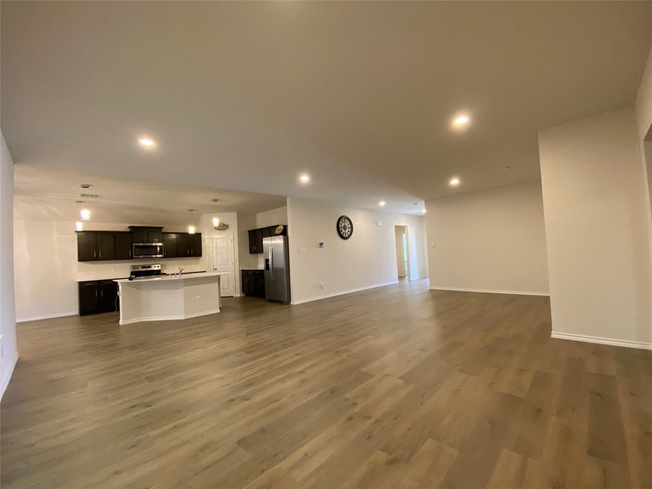 159 Mapleoak Dr - Photo 6 of 40