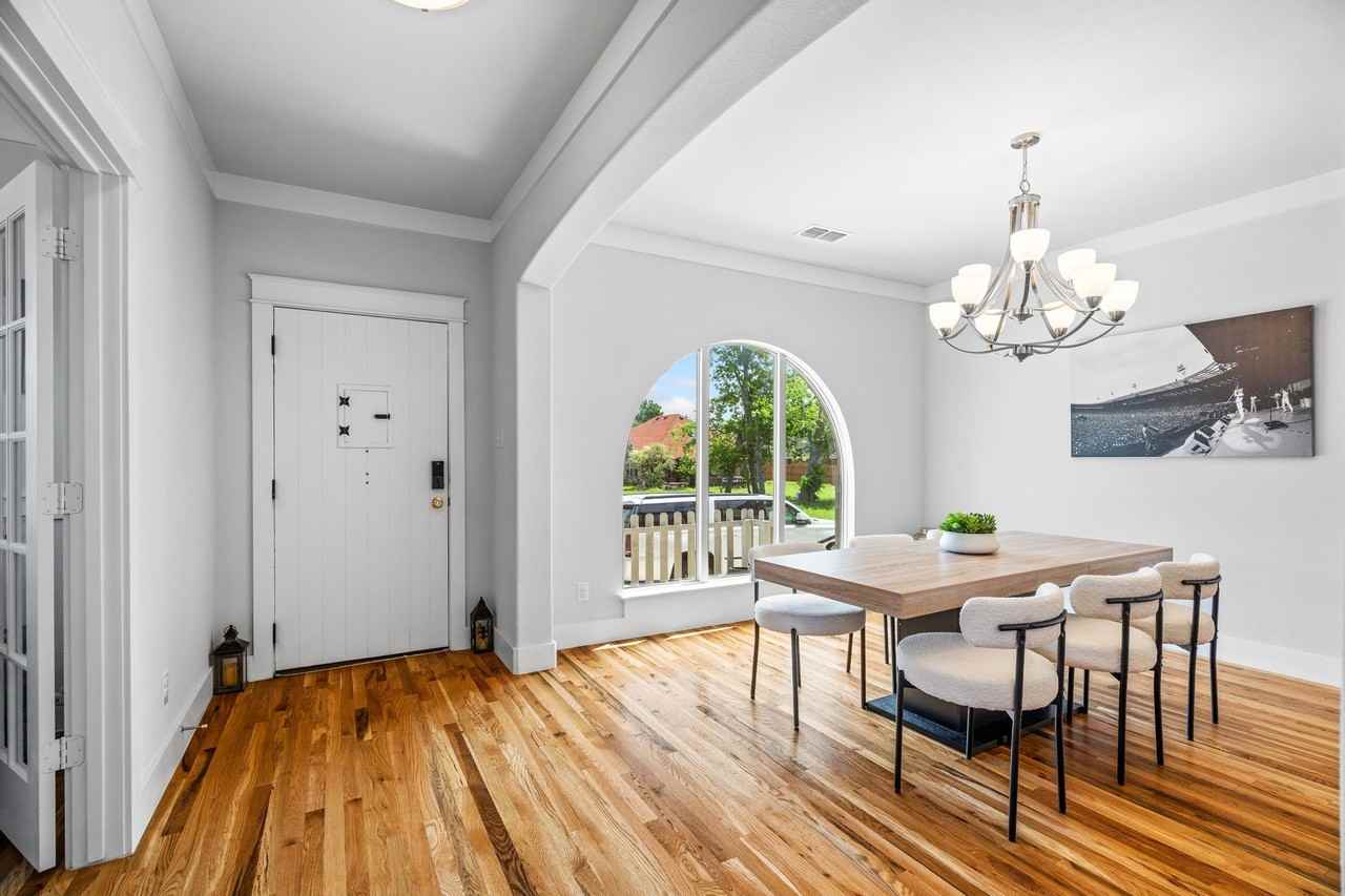 549 N Johnson St - Photo 5 of 35