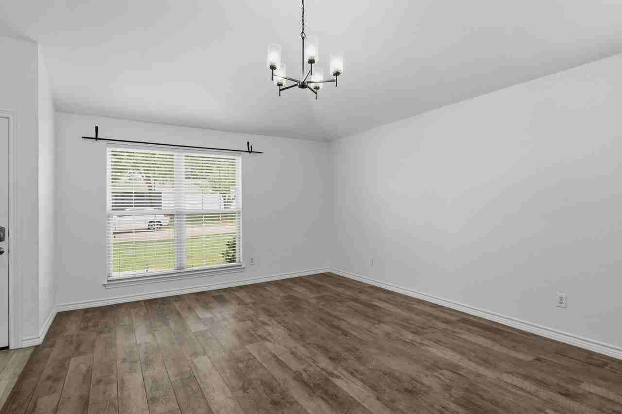 1830 Tiburon Bnd - Photo 6 of 29