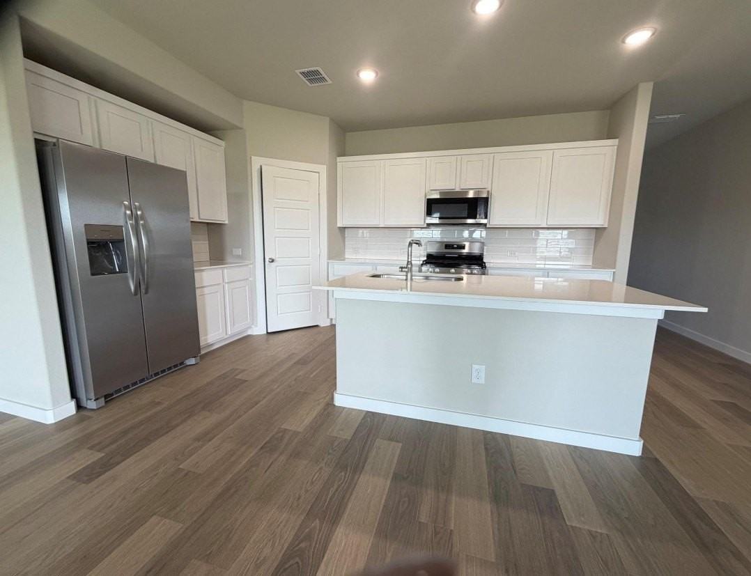 517 River Ridge Dr - Photo 2 of 3