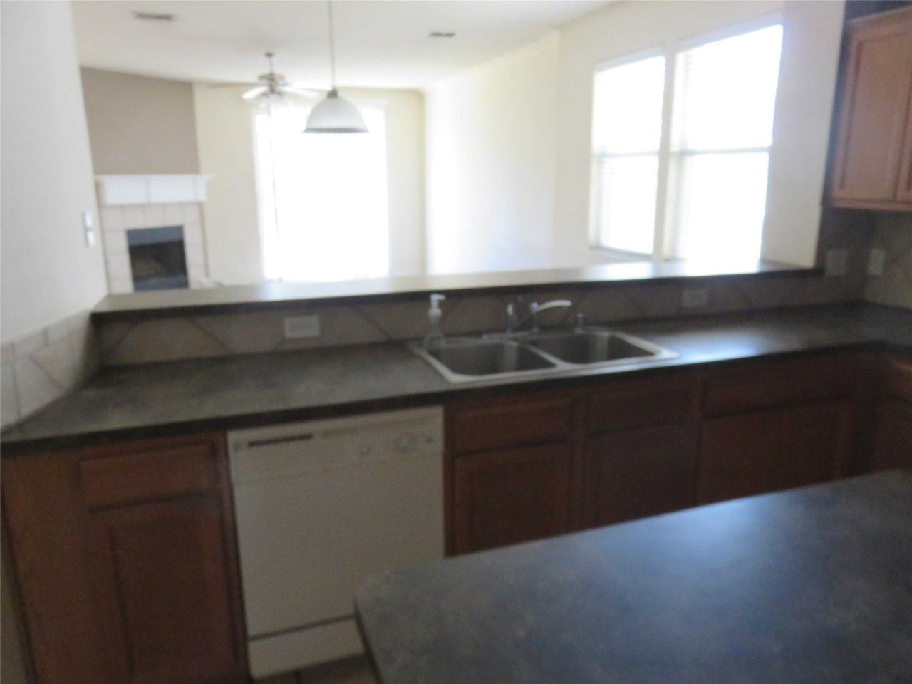 5804 Mariposa Dr - Photo 7 of 23