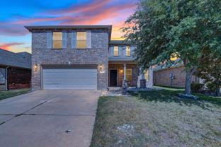 925 Bee Creek Ln - Photo 1 of 1