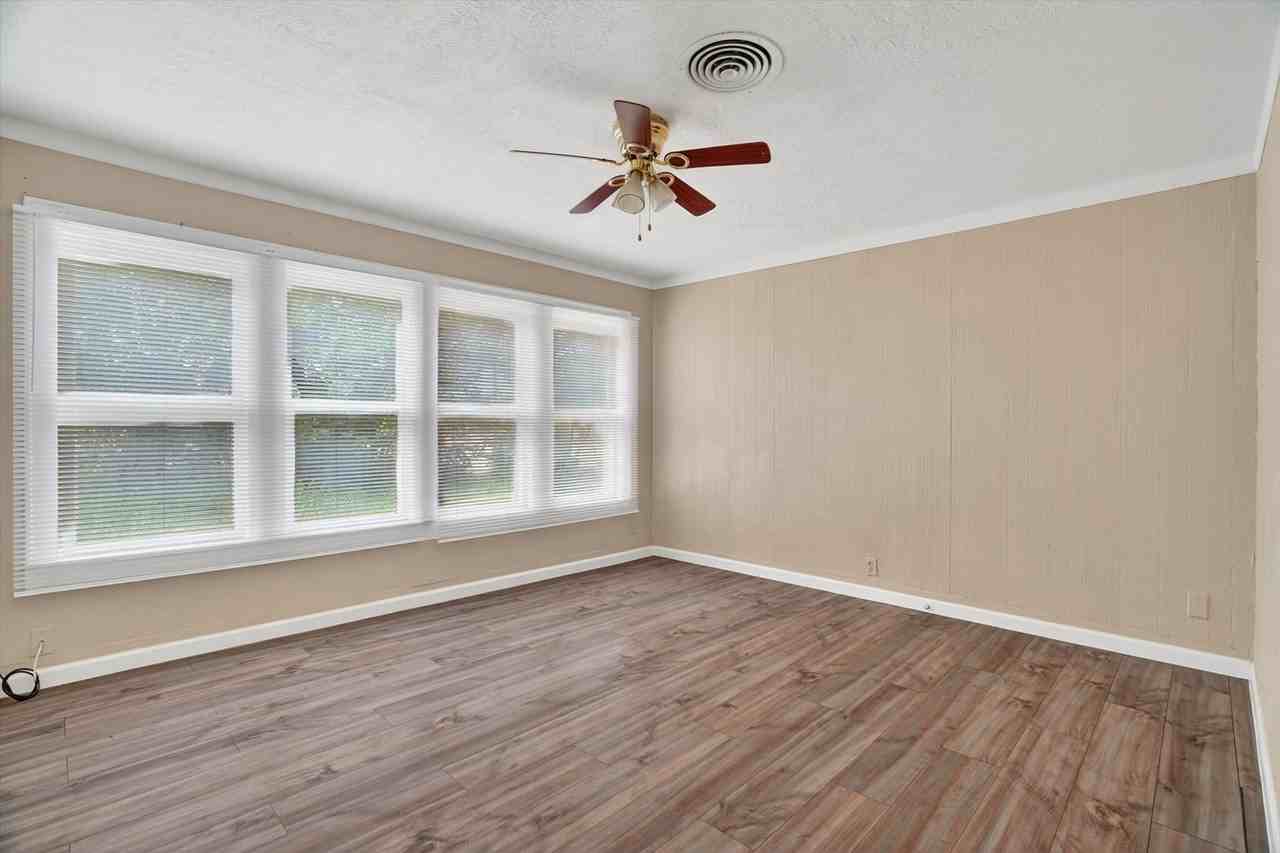 320 & 316 N 2nd Street - Photo 5 of 10