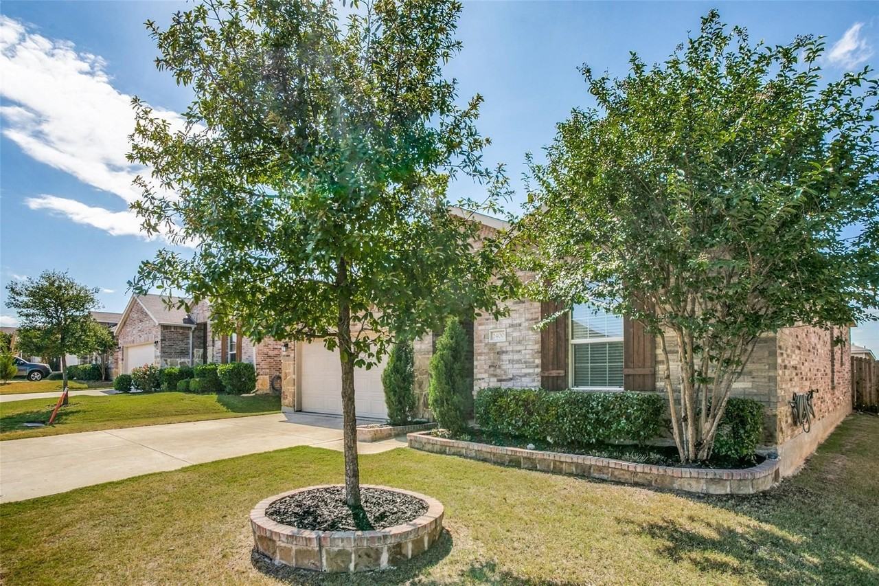 2400 Gelbray Pl - Photo 3 of 21