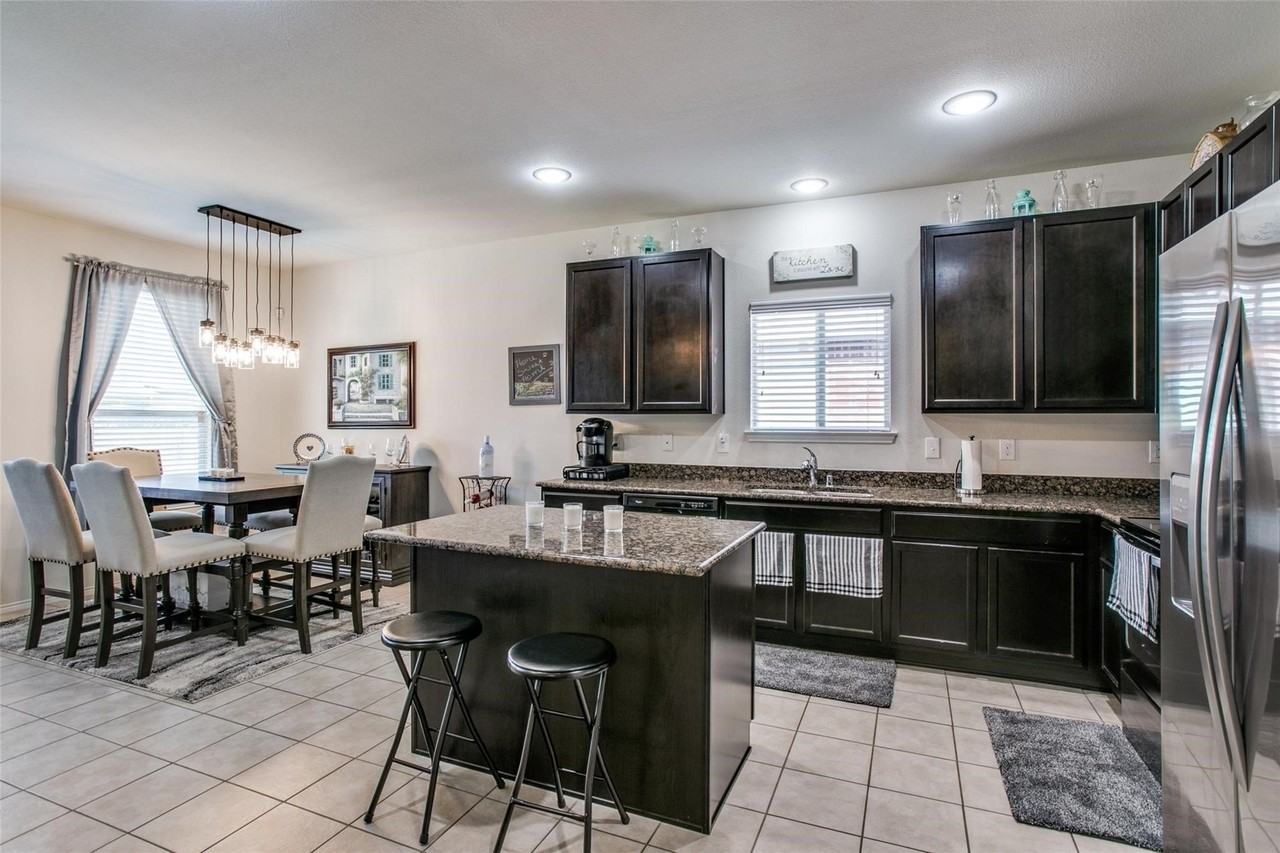 2400 Gelbray Pl - Photo 6 of 21