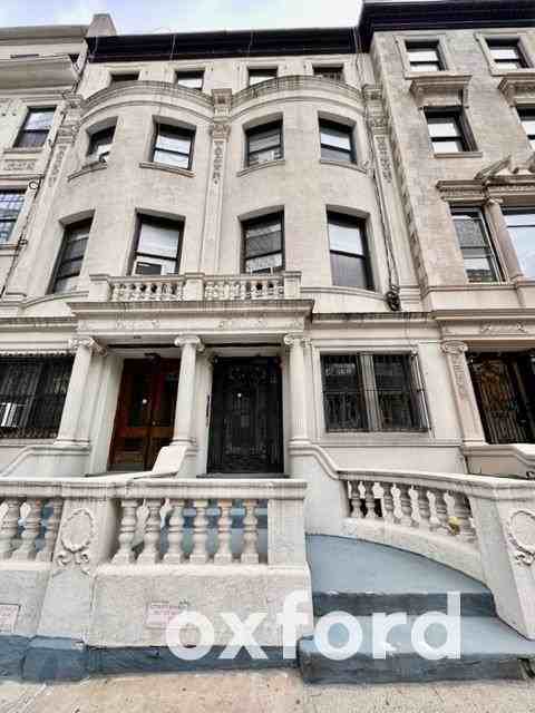 259 W 70th St #1A - Photo 2 of 14