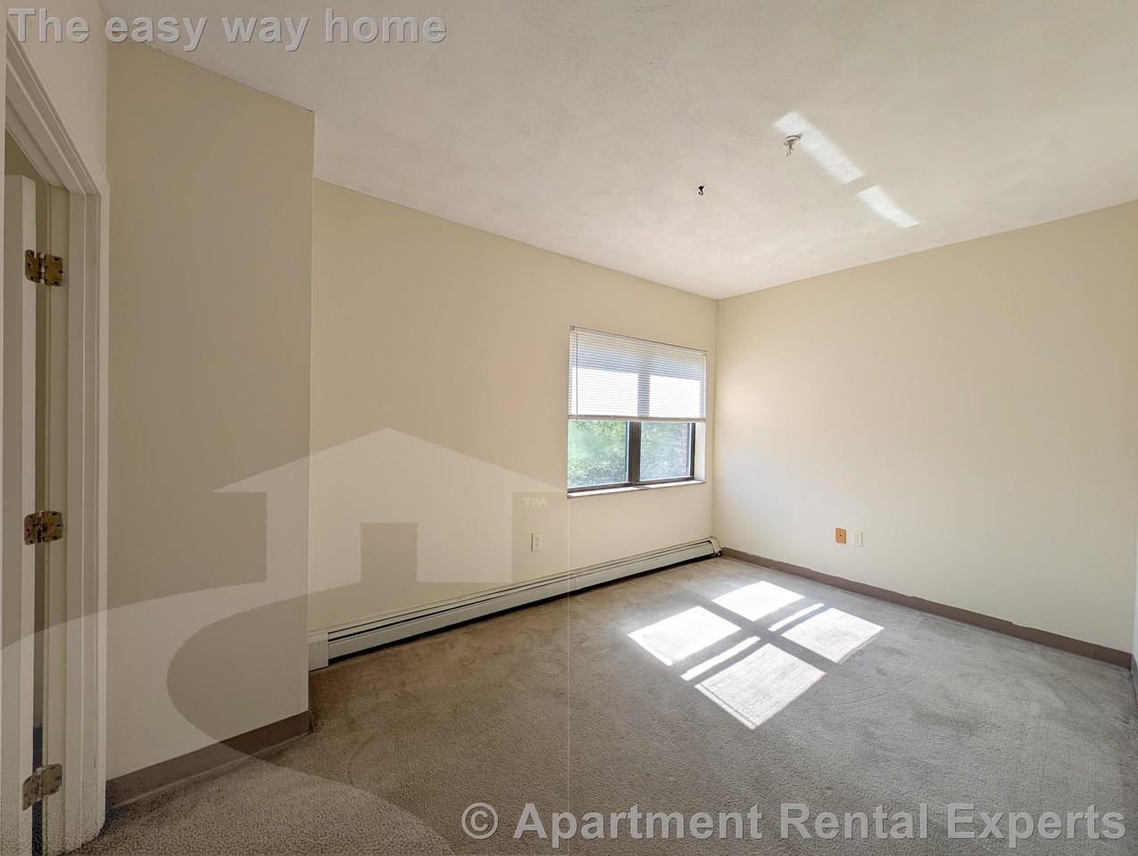 373 Highland Ave #301 - Photo 5 of 13