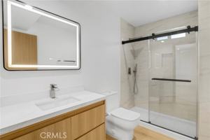 featured image of 4855 Woodman Ave