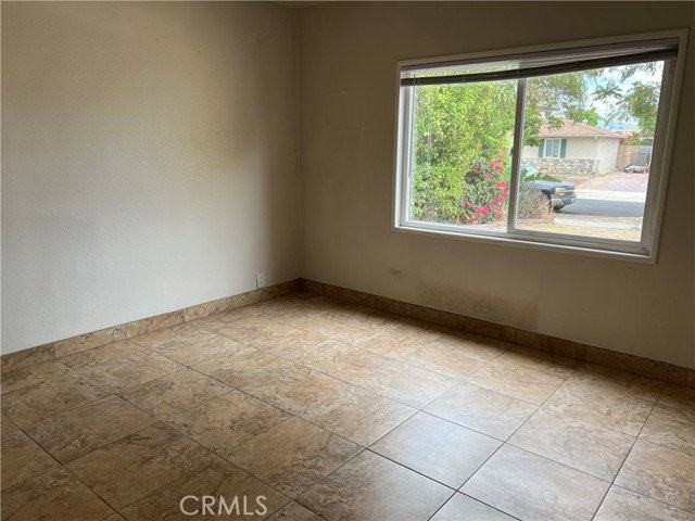 12752 Lemay St - Photo 5 of 8