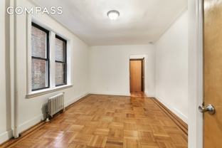 205 W 10th St #3E - Photo 1 of 1
