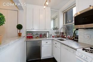 47 Bond St #4 - Photo 1 of 1