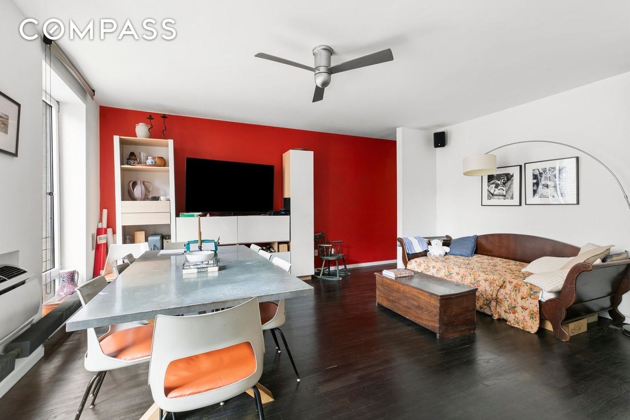 47 Bond St #4 - Photo 3 of 6