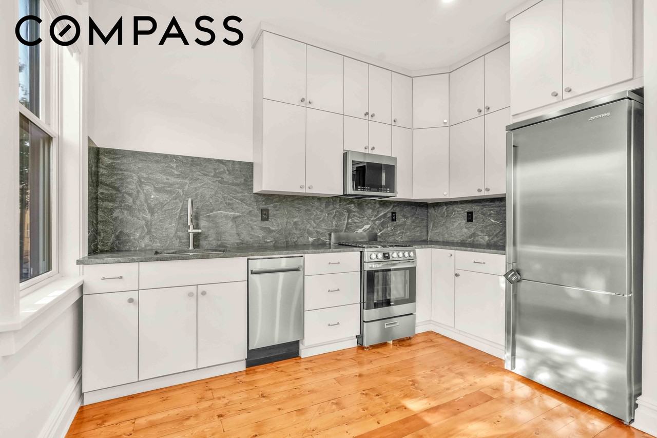 16 Suydam St #1 - Photo 3 of 10