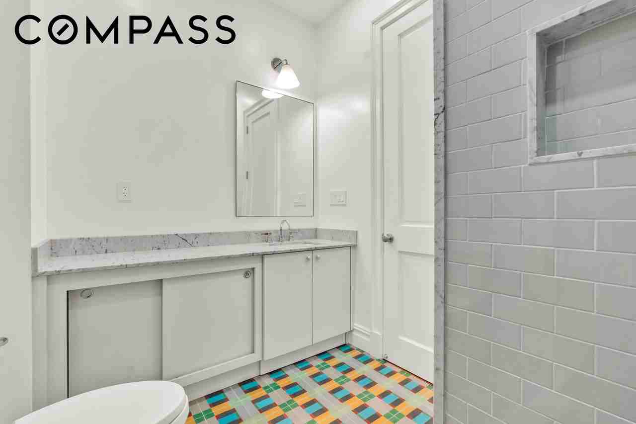 16 Suydam St #1 - Photo 6 of 10
