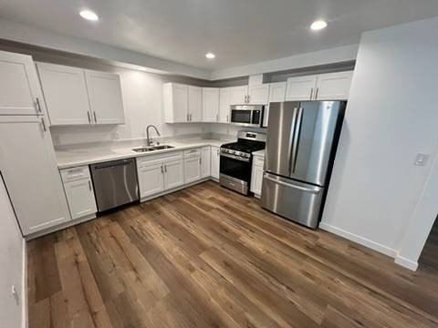 4066 W 129th St #B - Photo 6 of 16