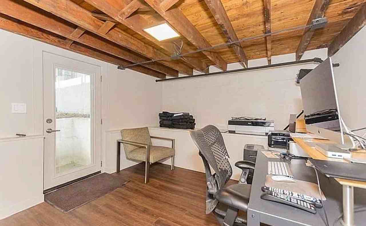1861 Mulford Ave #1 - Photo 2 of 11