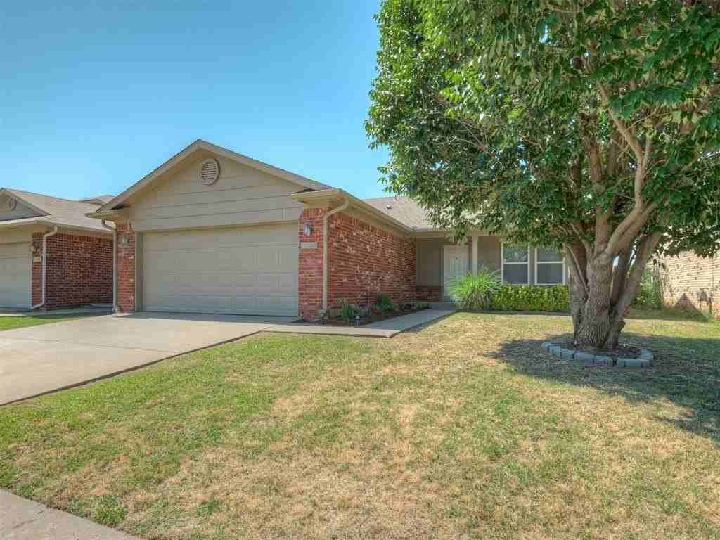 9728 Sw 27th St - Photo 2 of 43