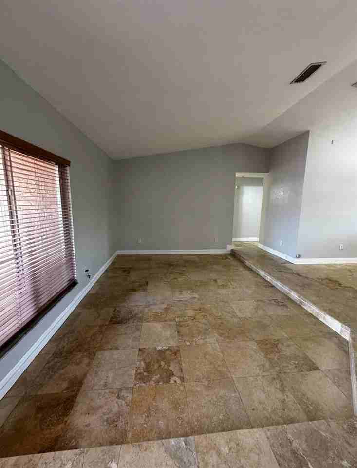 3681 Sw 132nd Pl - Photo 7 of 8