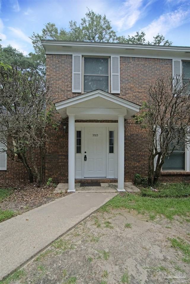 3323 Kingswood Ct