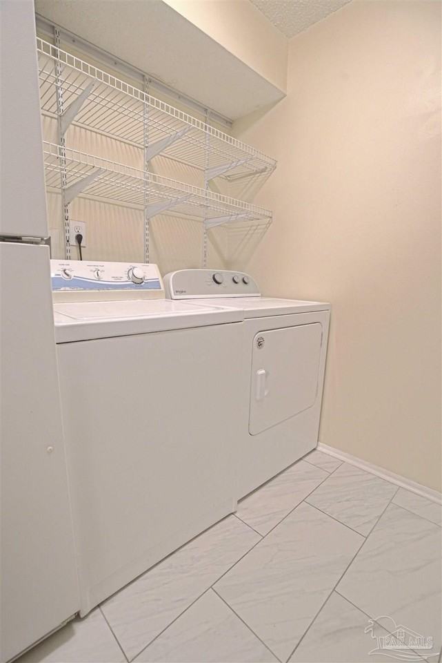3323 Kingswood Ct - Photo 6 of 13