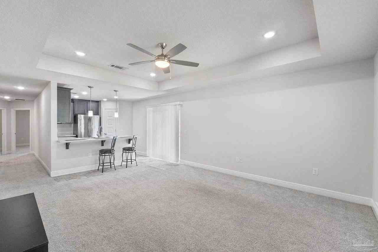 8628 Walnut Ave - Photo 6 of 25