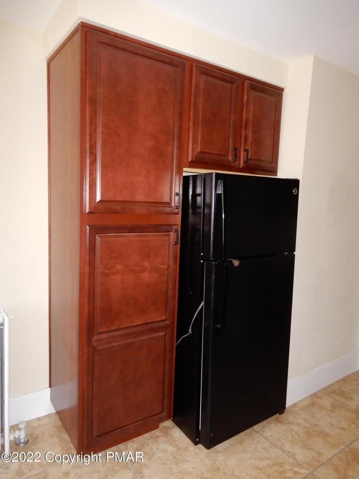 908 Main St #2ndFL - Photo 4 of 19