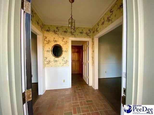 2506 W Keswick Rd - Photo 3 of 32