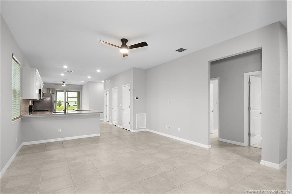 10214 Sw Captiva Dr - Photo 6 of 50
